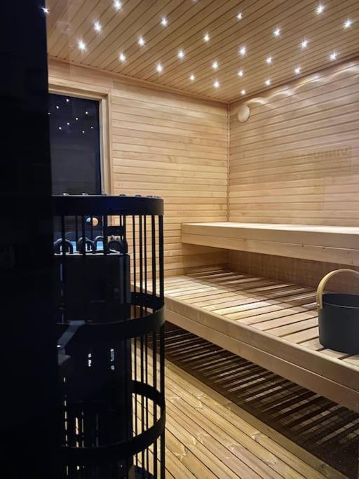 Luxury Lakefront Villa, Infinity Hot Tub And Sauna Grimsnes og Grafningshreppur Exterior photo