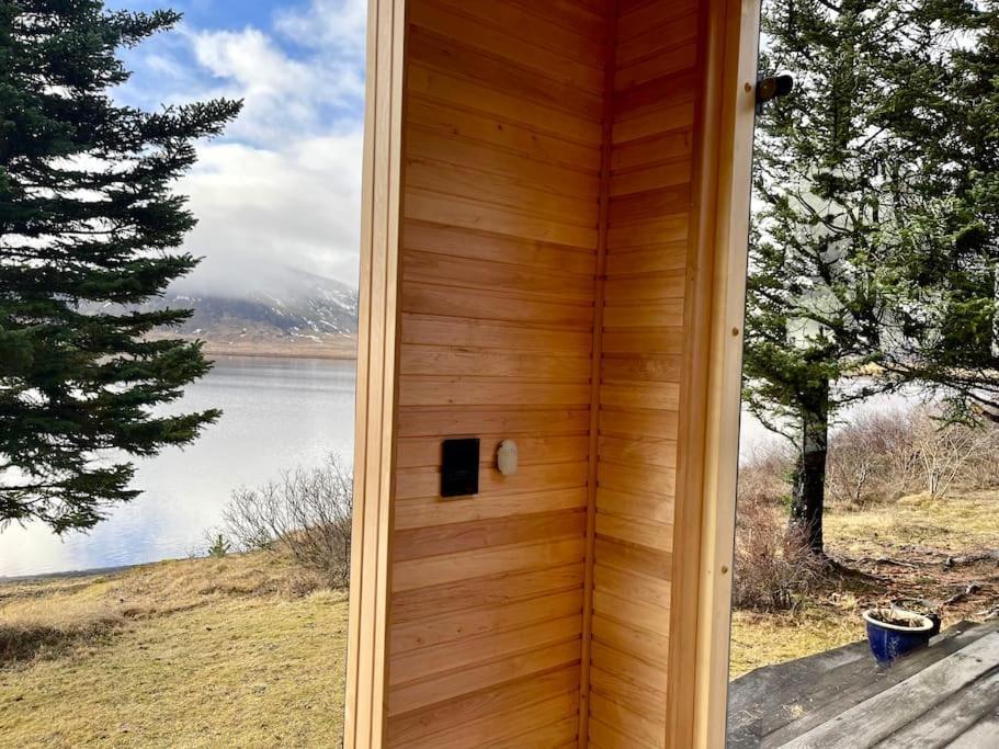 Luxury Lakefront Villa, Infinity Hot Tub And Sauna Grimsnes og Grafningshreppur Exterior photo