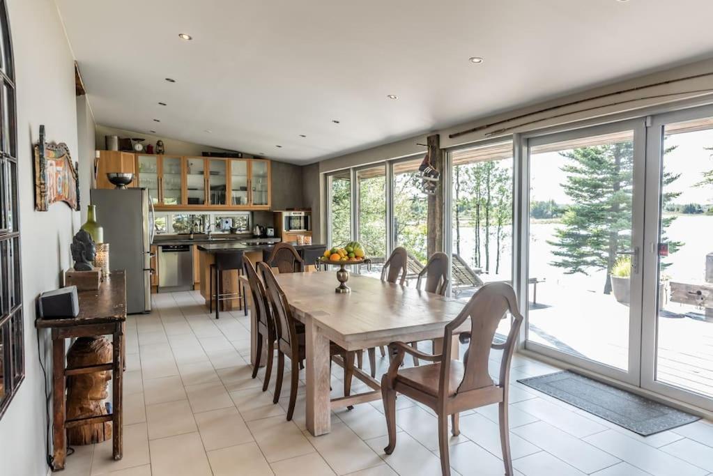 Luxury Lakefront Villa, Infinity Hot Tub And Sauna Grimsnes og Grafningshreppur Exterior photo