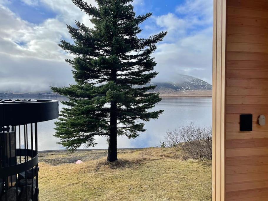Luxury Lakefront Villa, Infinity Hot Tub And Sauna Grimsnes og Grafningshreppur Exterior photo